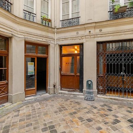 Studio Paris - Metro 7 Cadet - Quartier Faubourg-Montmartre エクステリア 写真