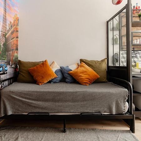Studio Paris - Metro 7 Cadet - Quartier Faubourg-Montmartre エクステリア 写真